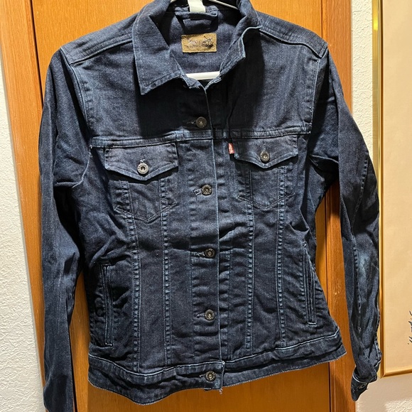 Levi’s dark blue Denim Jacket - Picture 3 of 3